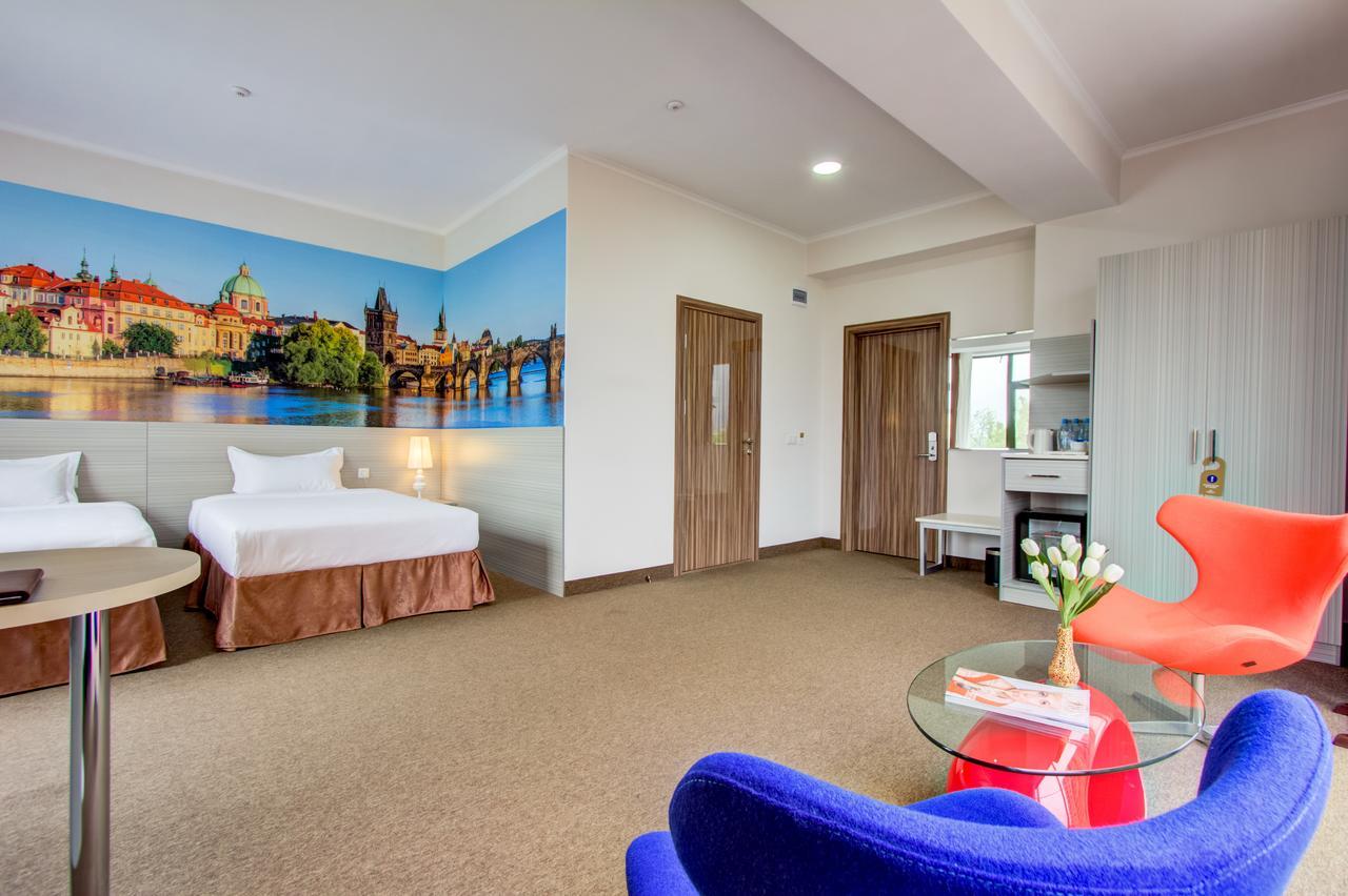 Hotel Bridges Biskek Kültér fotó