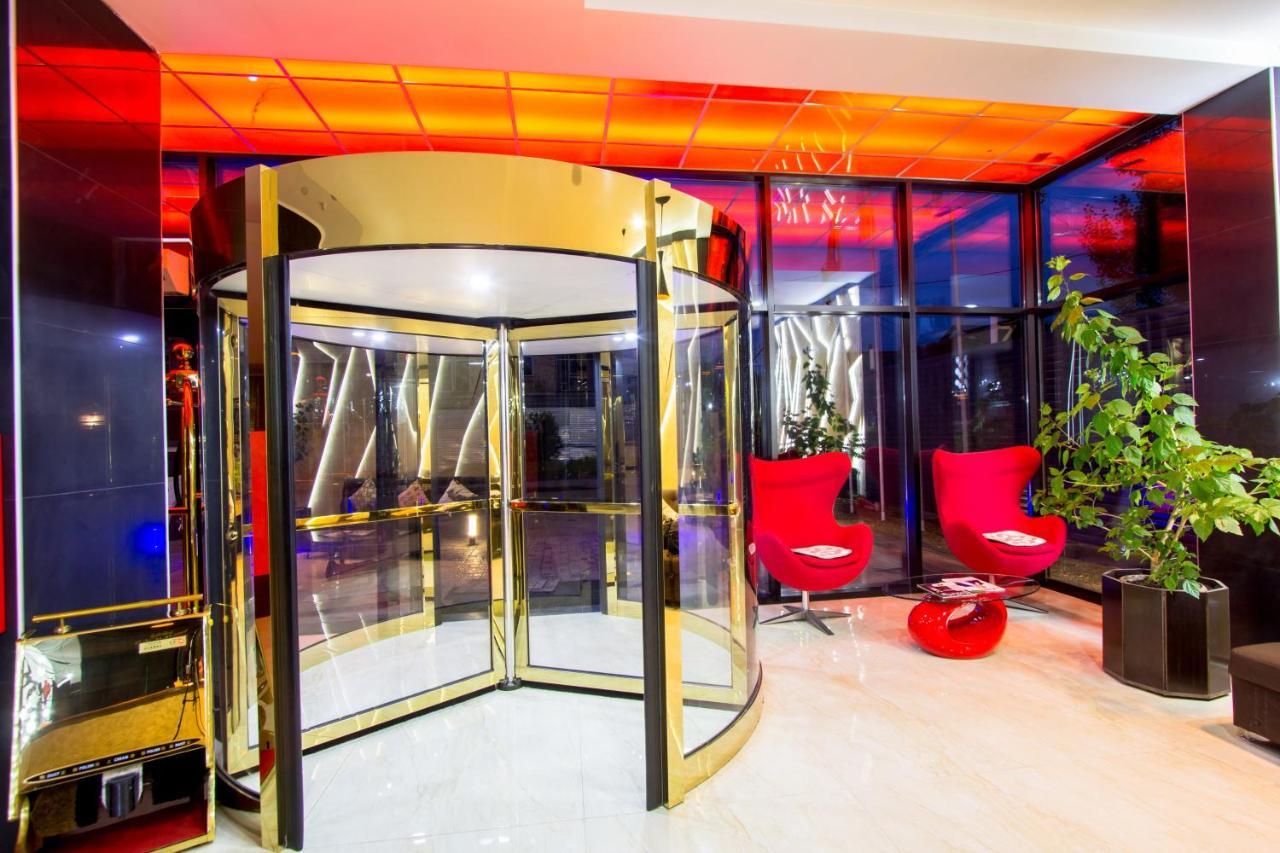 Hotel Bridges Biskek Kültér fotó
